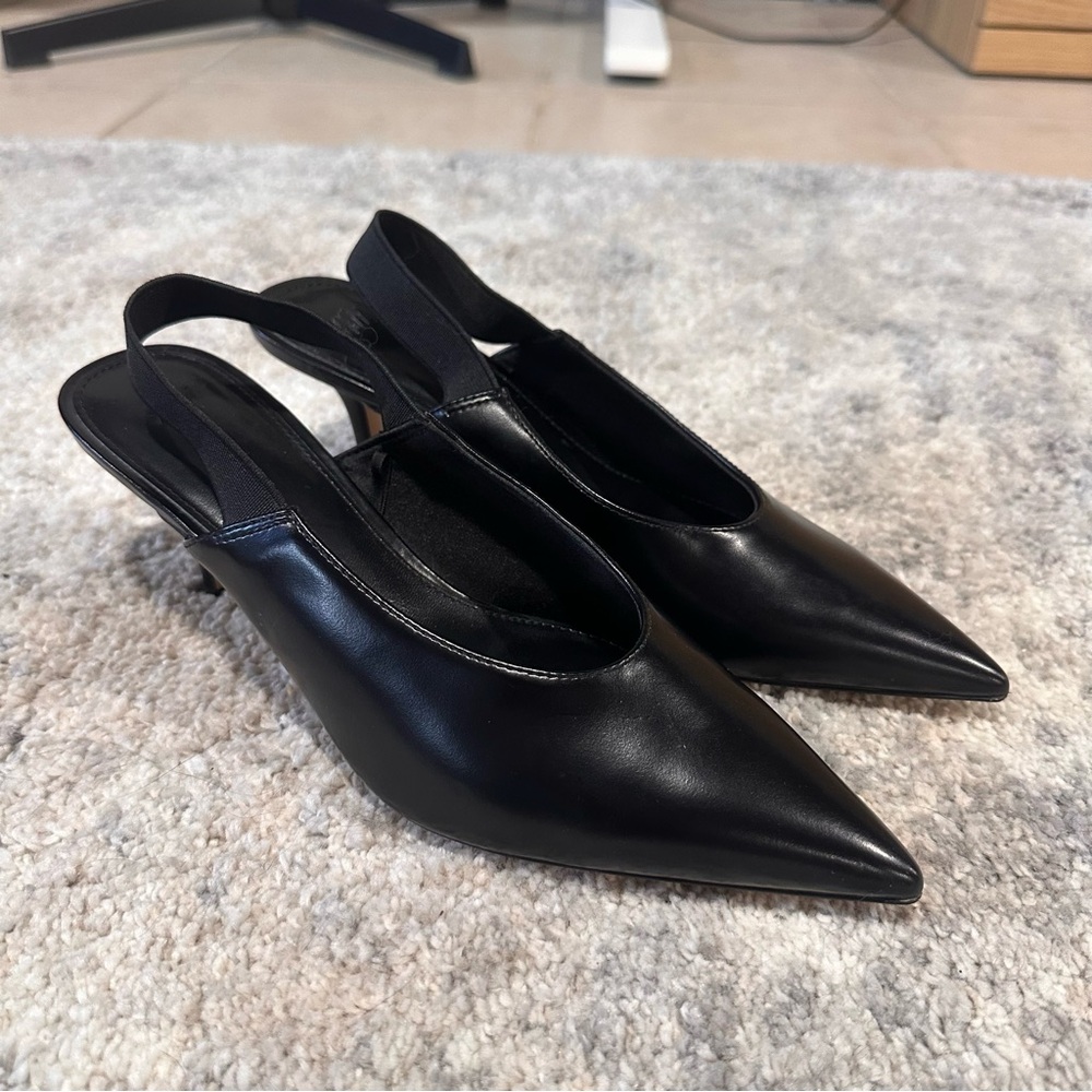 👟H&M Elegant Black Slingback Heels